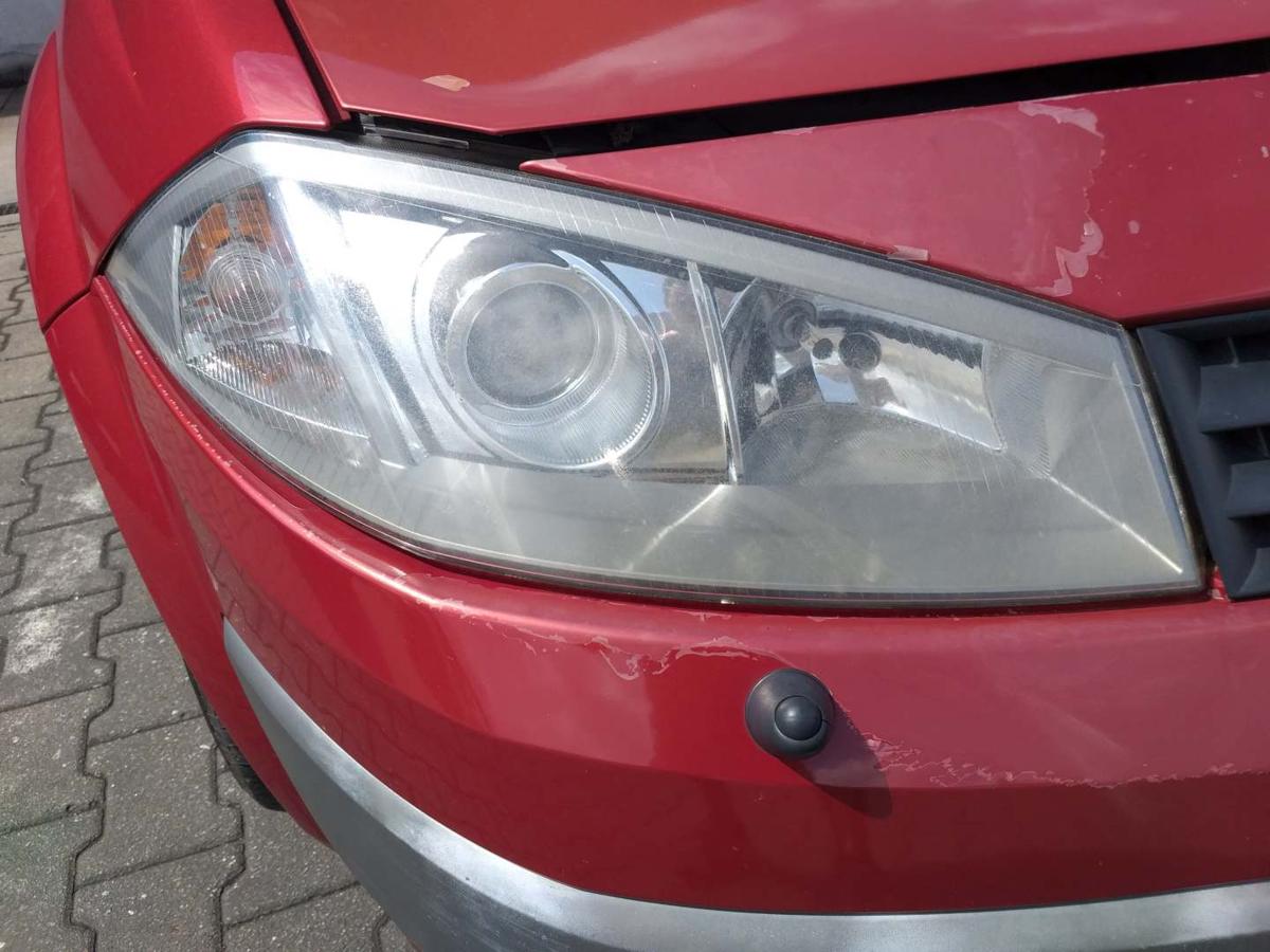 Renault Cabrio 2 Cabriolet original Xenonscheinwerfer vorn rechts vergilbt Bj.2005
